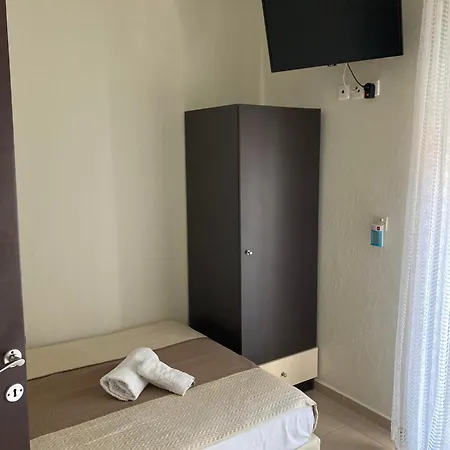 Hariklia 公寓 Paralía